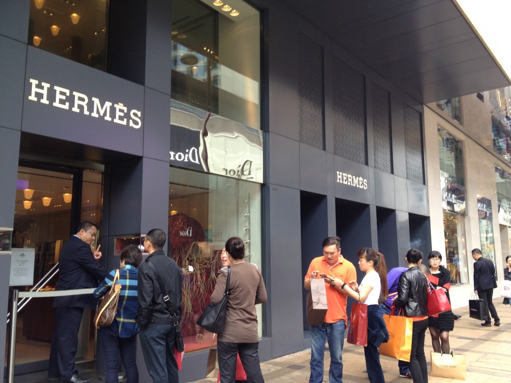 They have lines full of people waiting to overpay for items!